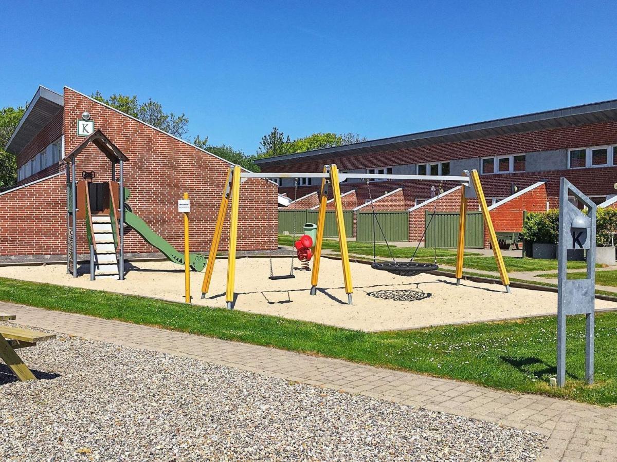 6 Person Holiday Home On A Holiday Park In Hemmet エクステリア 写真