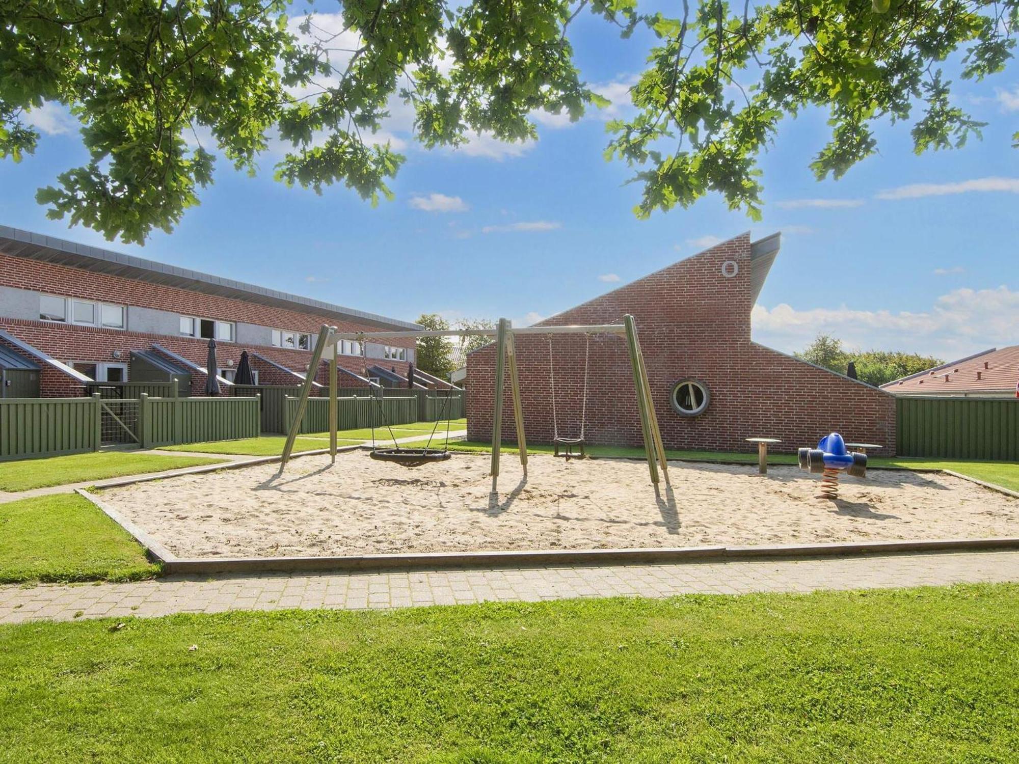 6 Person Holiday Home On A Holiday Park In Hemmet エクステリア 写真