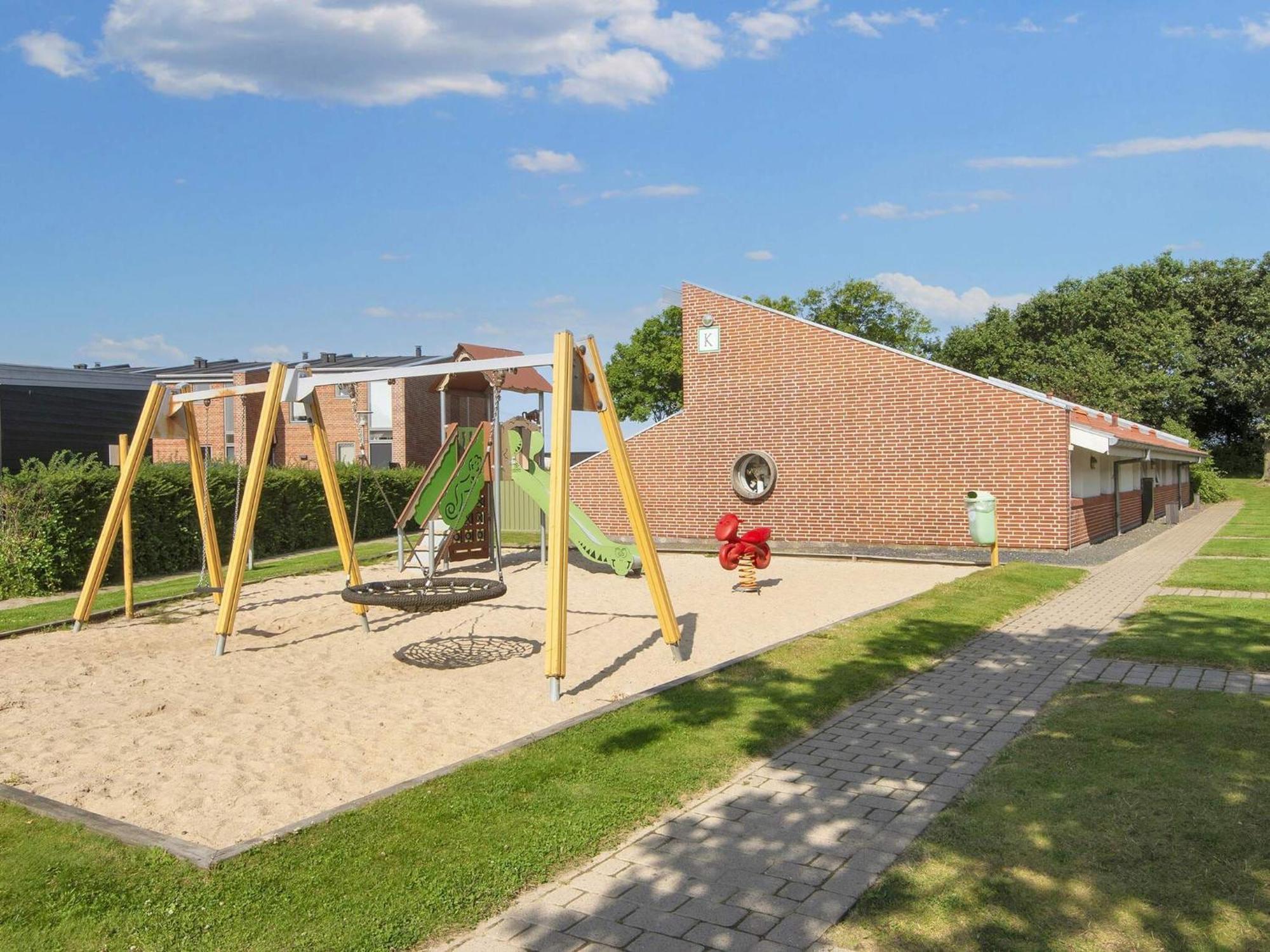 6 Person Holiday Home On A Holiday Park In Hemmet エクステリア 写真